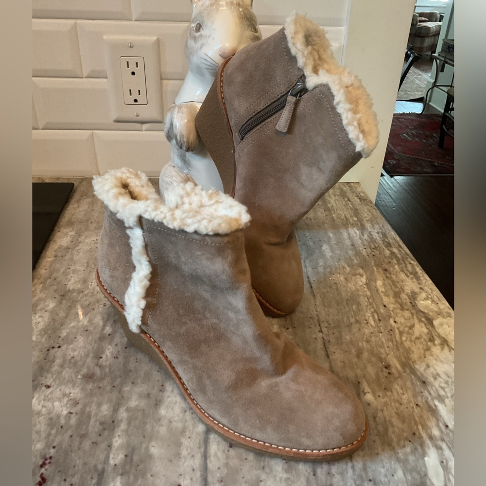 EUC Cole Haan Michelle suede wedge boots